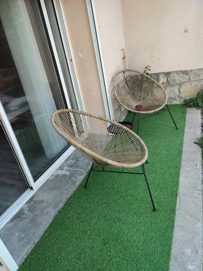 Auberge Des Esperels Rez De Maison Avec Jardin Figanières Εξωτερικό φωτογραφία